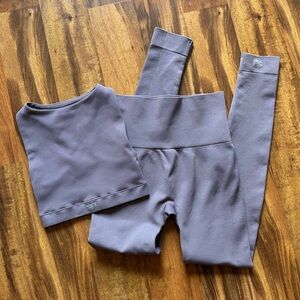 Set Active Bra and Leggings Set